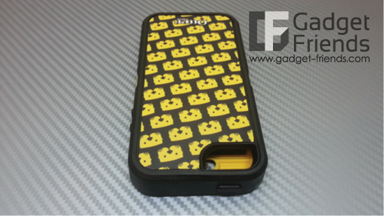 Otterbox iPhone 5 Defender Otter Character Case Otto Pattern ของแท้ 100% เคสมือถือ เคส iPhone5 สุดแจ่มมาพร้อมกับ Grip และลวดลายแมวน้ำตามแบบฉบับ Otterbox เท่โดดเด่นพร้อมการปกป้องสูงสุด 3 ชั้น สะดวกพกพา